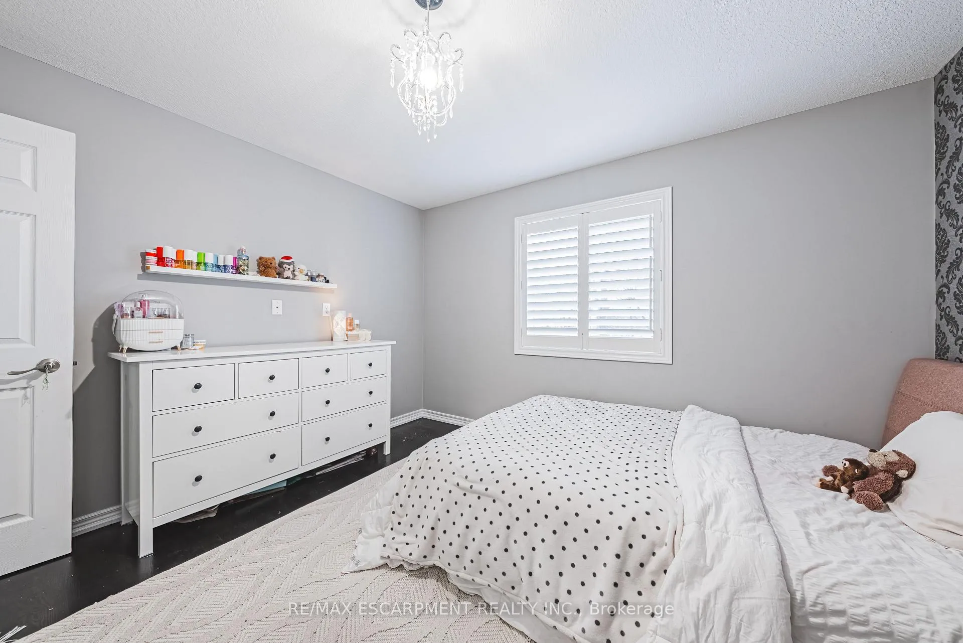 Photo 22 of 48 Madonna Drive, Hamilton, Carpenter — HOMEH