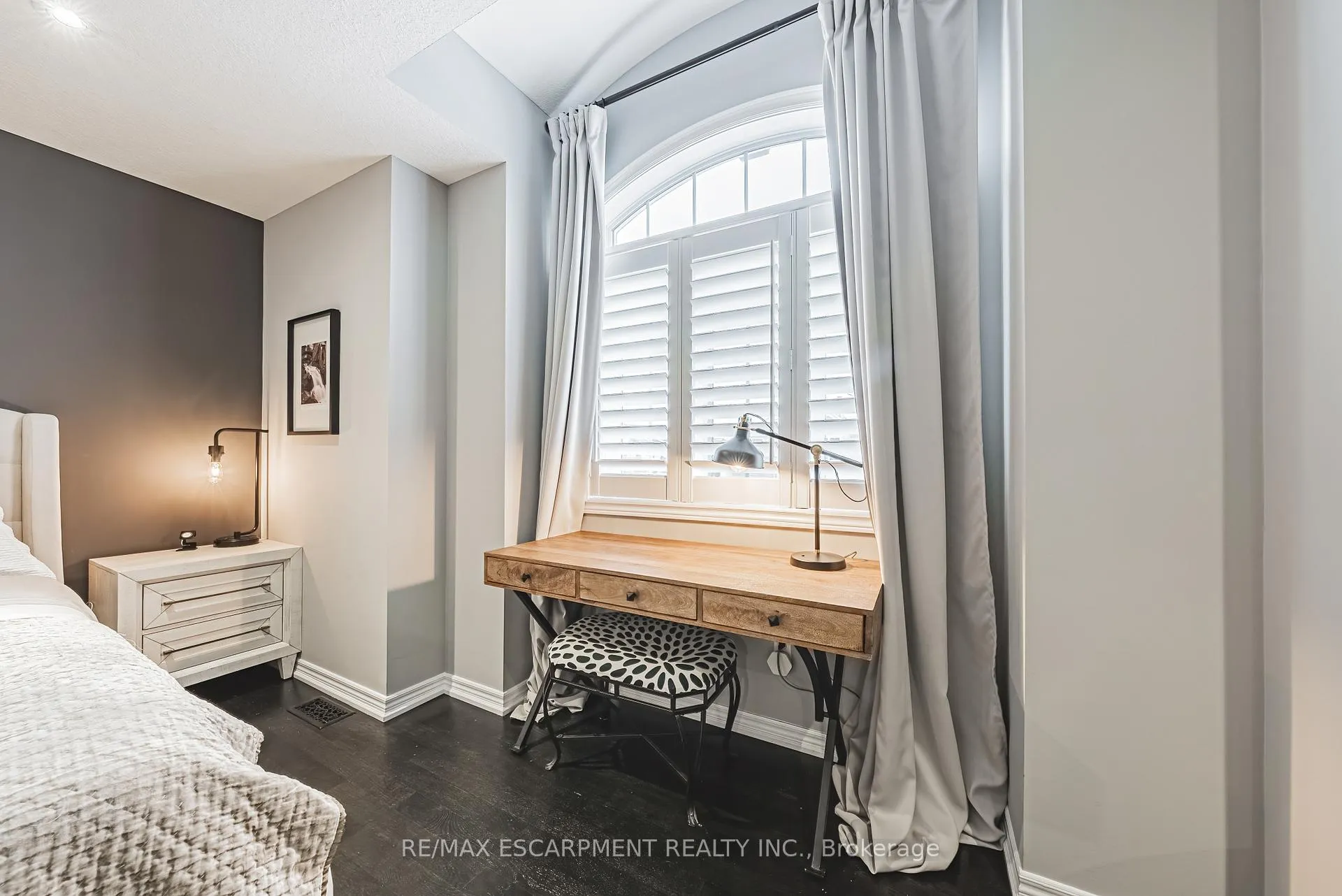 Photo 24 of 48 Madonna Drive, Hamilton, Carpenter — HOMEH