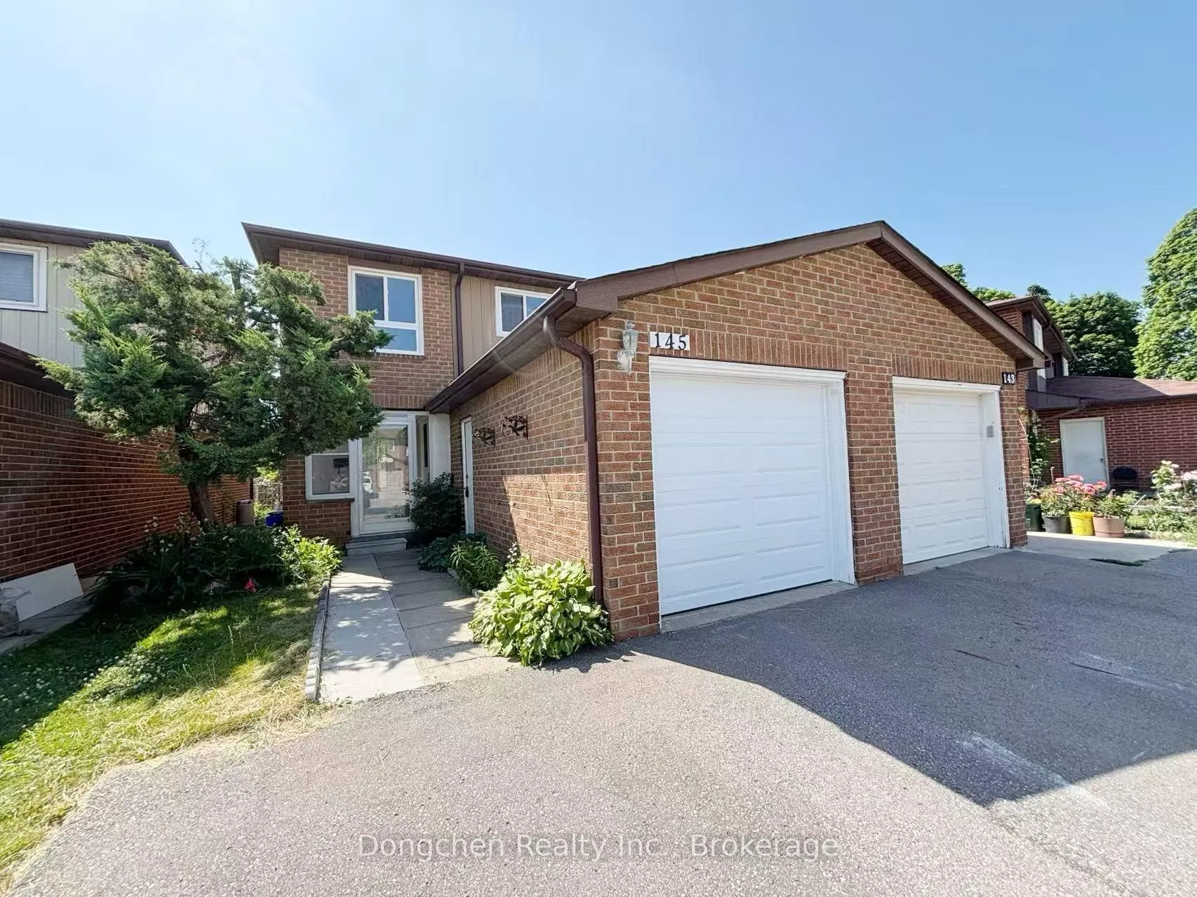 Photo 2 of 145 Risebrough Circuit, Markham, Milliken Mills West — HOMEH