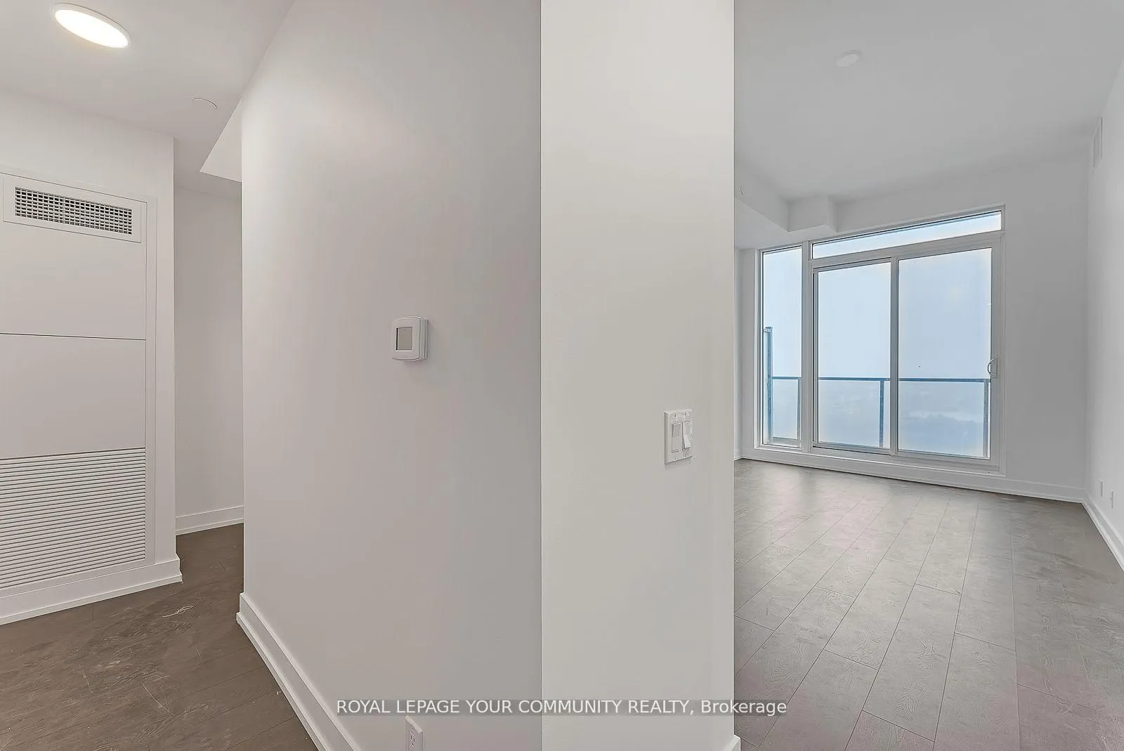 Photo 3 of Unit 805s, 215 Veterans Drive, Brampton, Northwest Brampton — HOMEH
