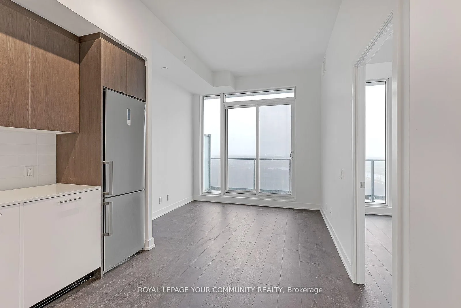 Photo 5 of Unit 805s, 215 Veterans Drive, Brampton, Northwest Brampton — HOMEH