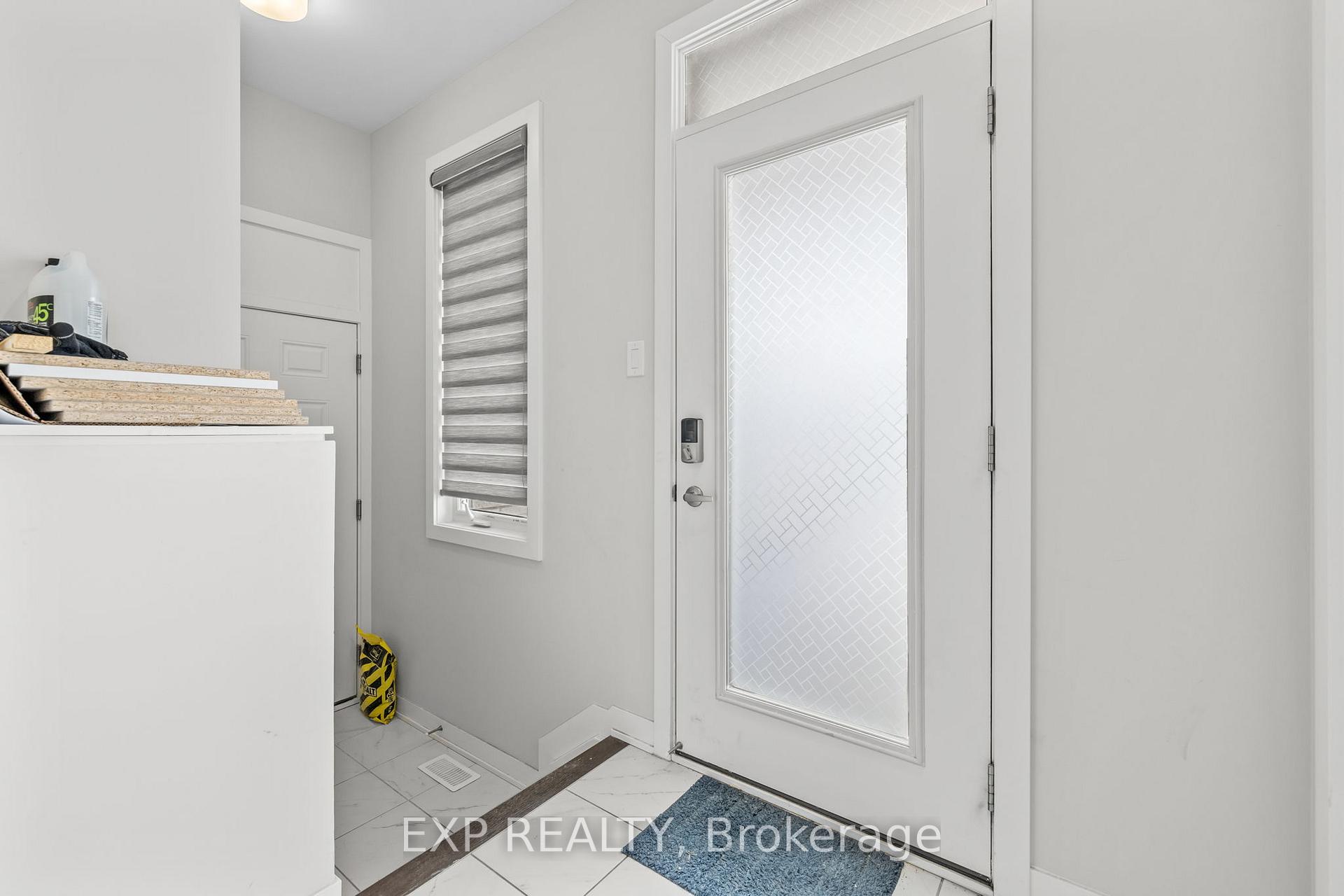 Photo 2 of 212 Conservancy Drive, Ottawa, Barrhaven - Heritage Park — HOMEH