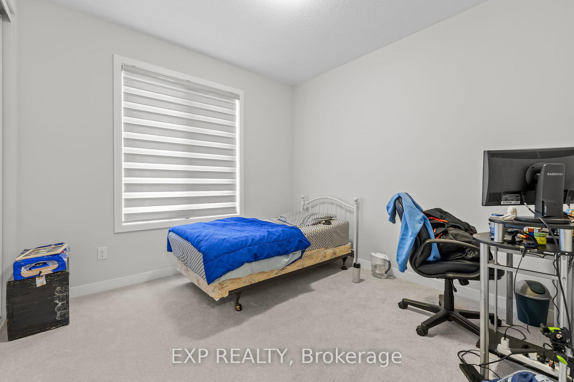 Photo 10 of 212 Conservancy Drive, Ottawa, Barrhaven - Heritage Park — HOMEH