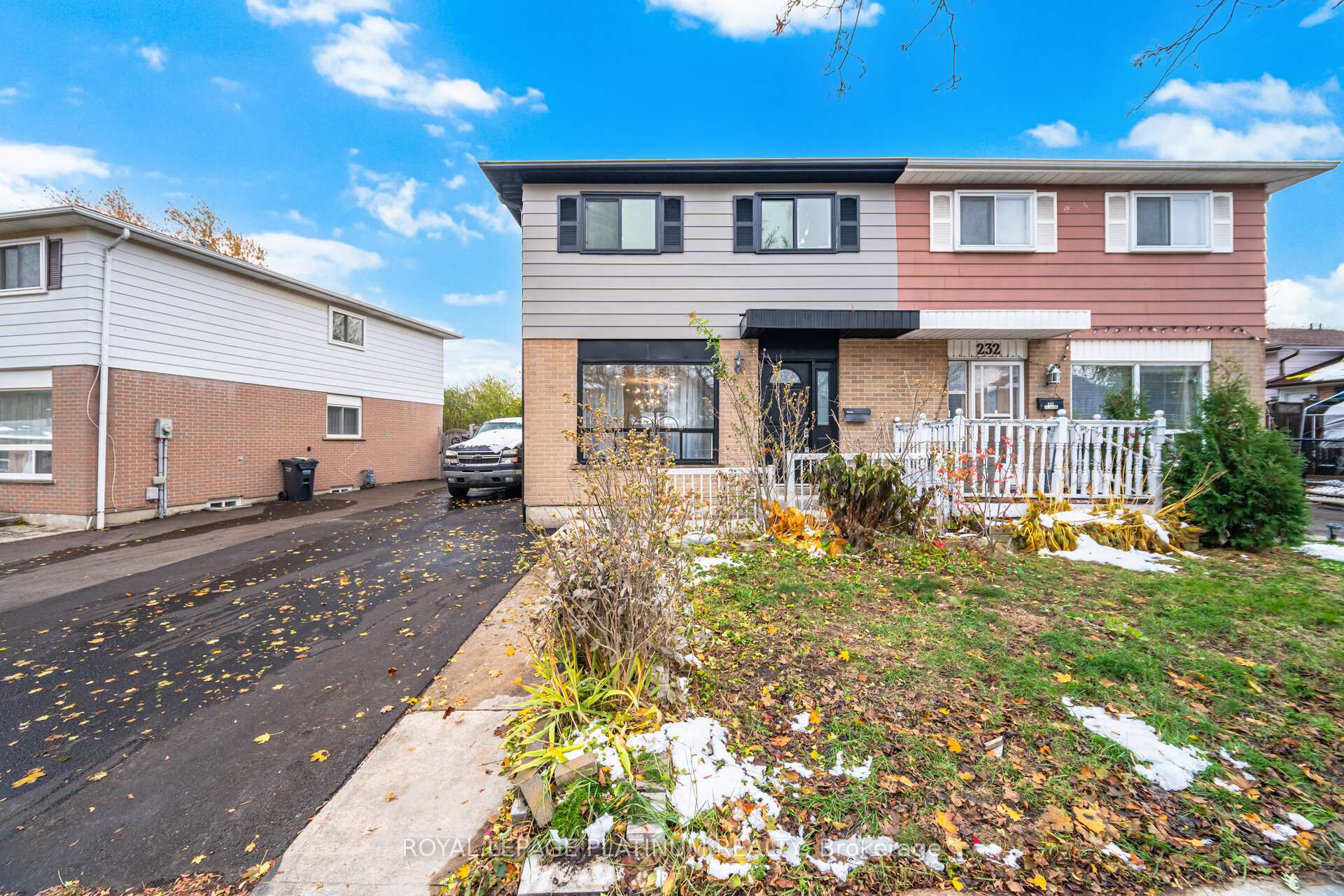 Photo 2 of 230 Archdekin Drive, Brampton, Madoc — HOMEH