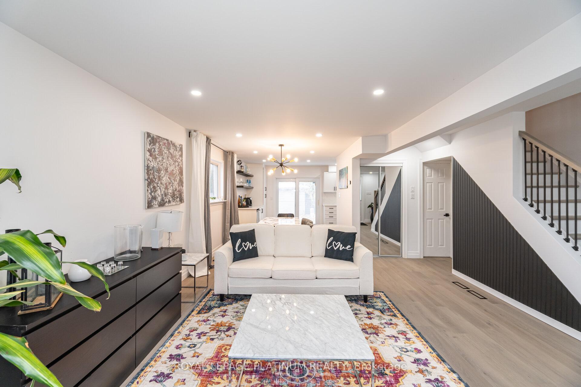 Photo 8 of 230 Archdekin Drive, Brampton, Madoc — HOMEH