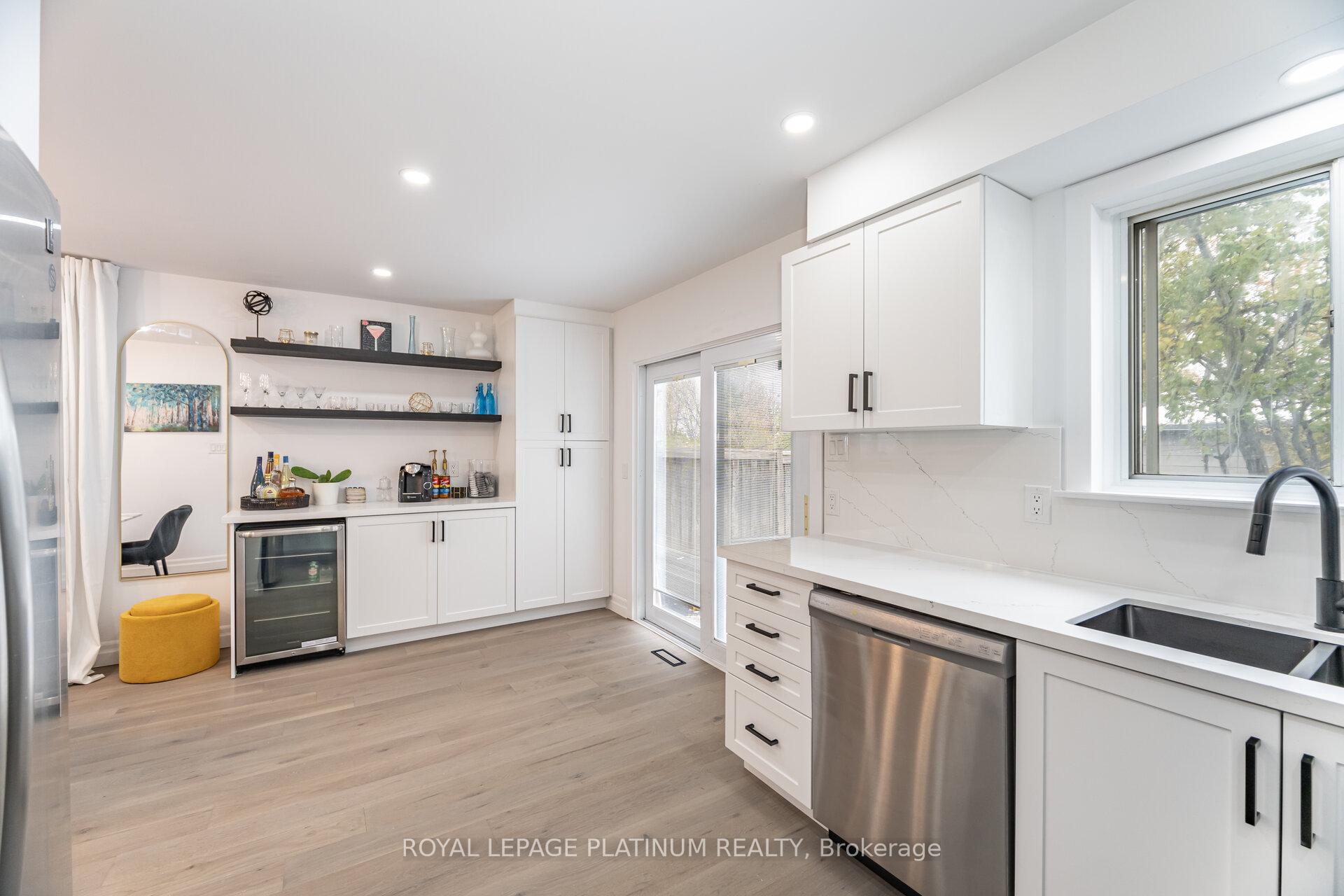 Photo 16 of 230 Archdekin Drive, Brampton, Madoc — HOMEH