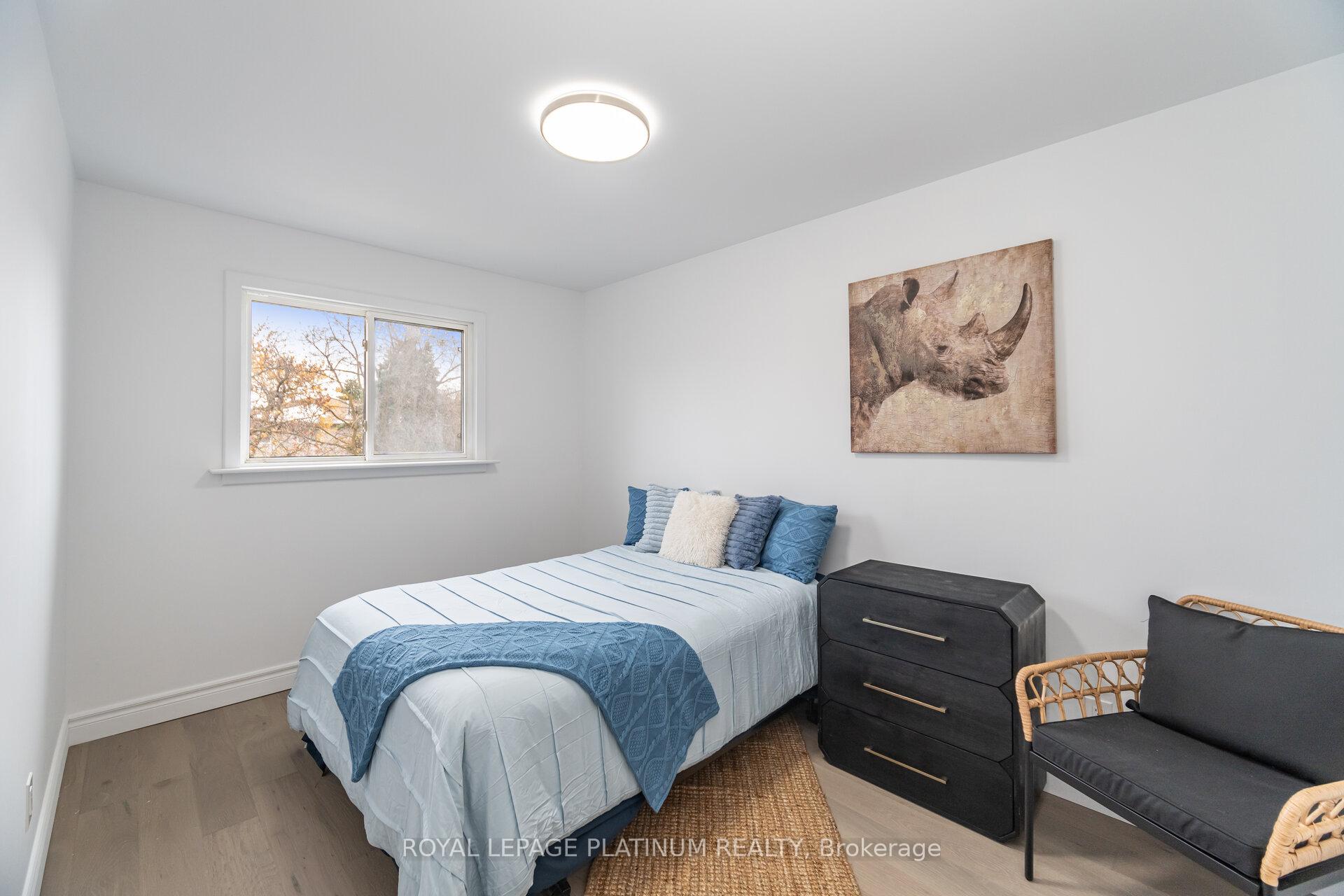 Photo 25 of 230 Archdekin Drive, Brampton, Madoc — HOMEH