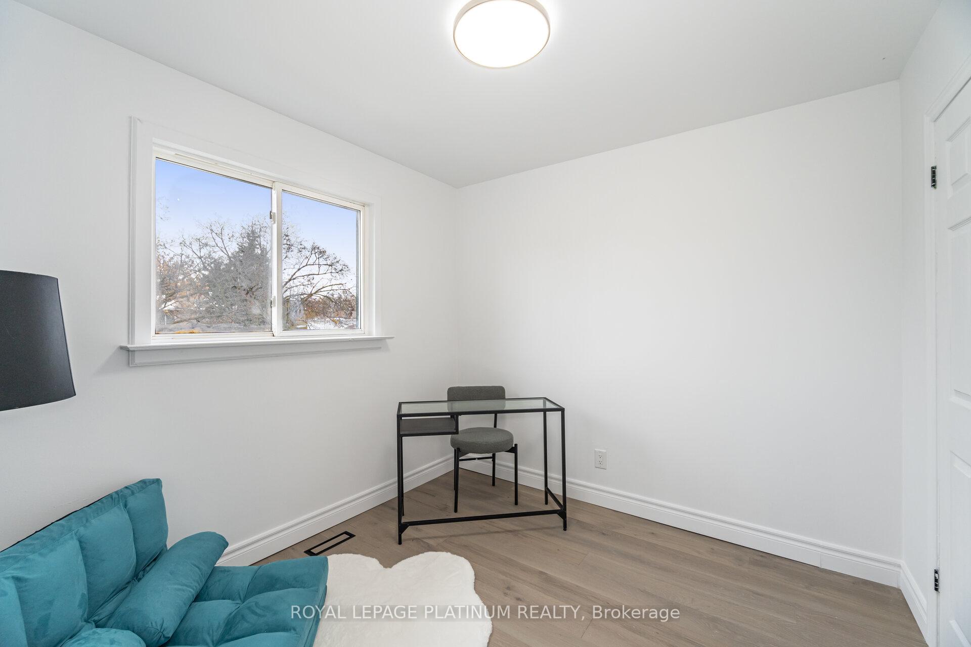 Photo 28 of 230 Archdekin Drive, Brampton, Madoc — HOMEH