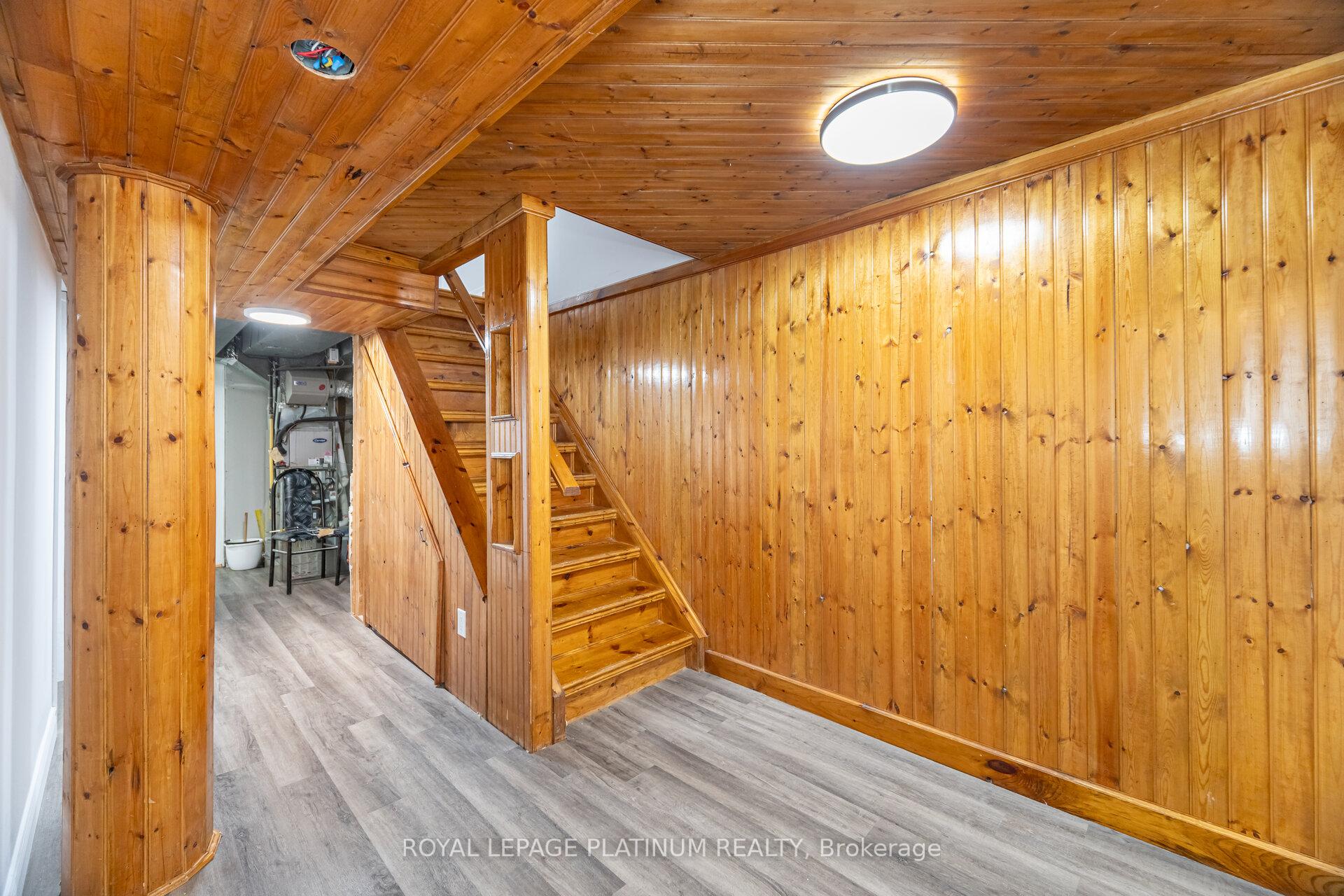 Photo 31 of 230 Archdekin Drive, Brampton, Madoc — HOMEH