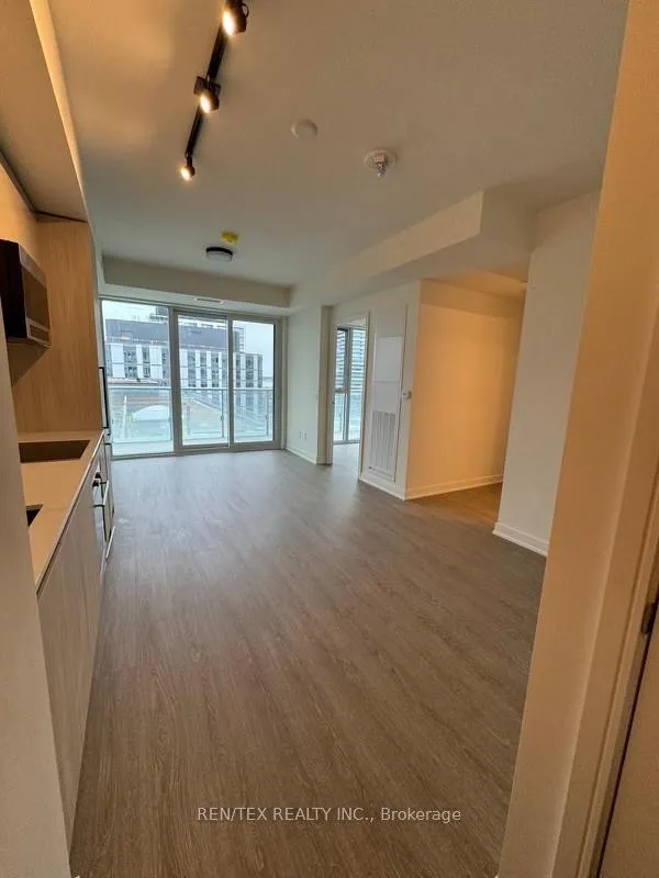 Photo 6 of Unit 1007, 425 Front Street, Toronto, Waterfront Communities — HOMEH