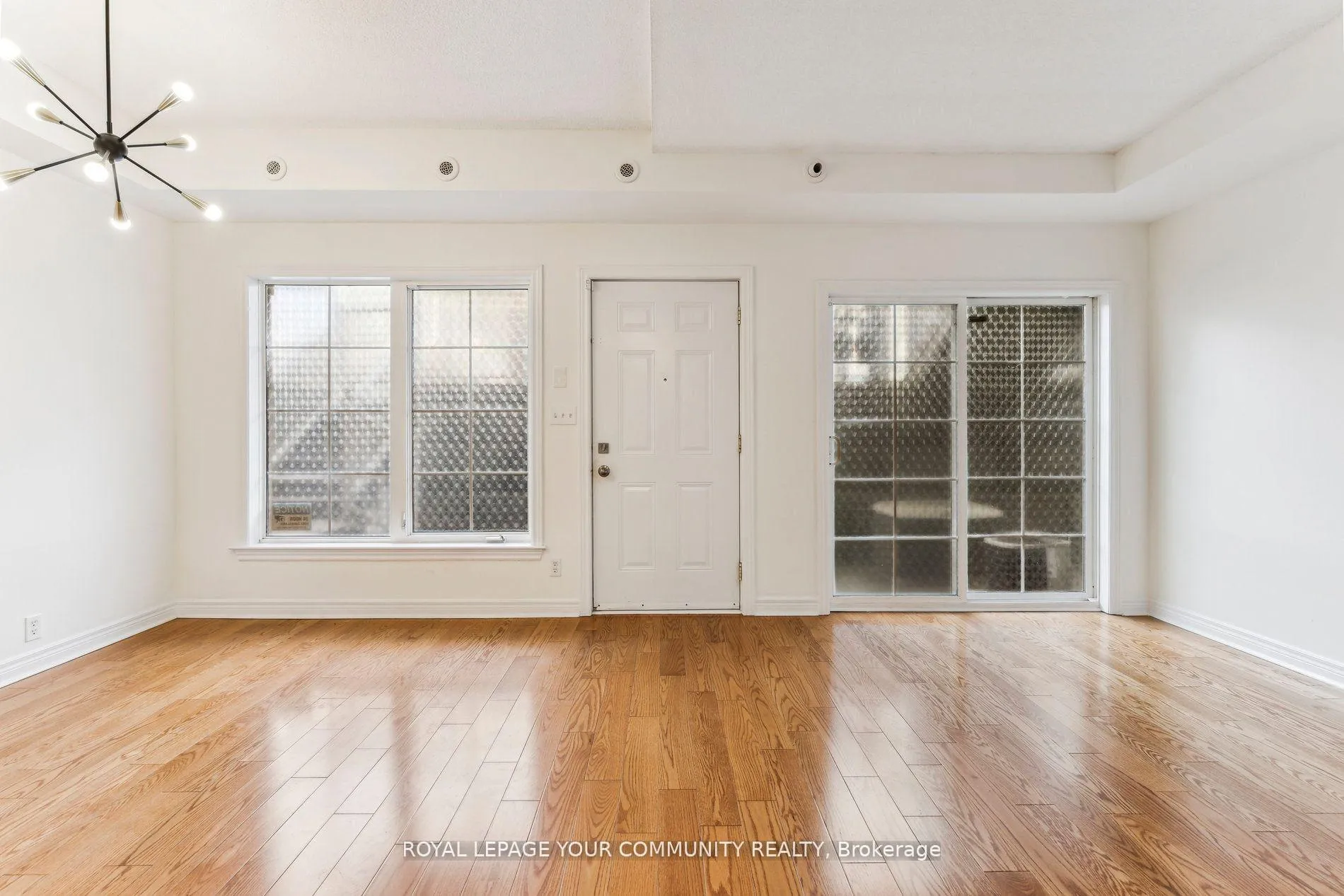 Photo 4 of Unit 103, 207 Wellesley Street E, Toronto, Cabbagetown-South St. James Town — HOMEH