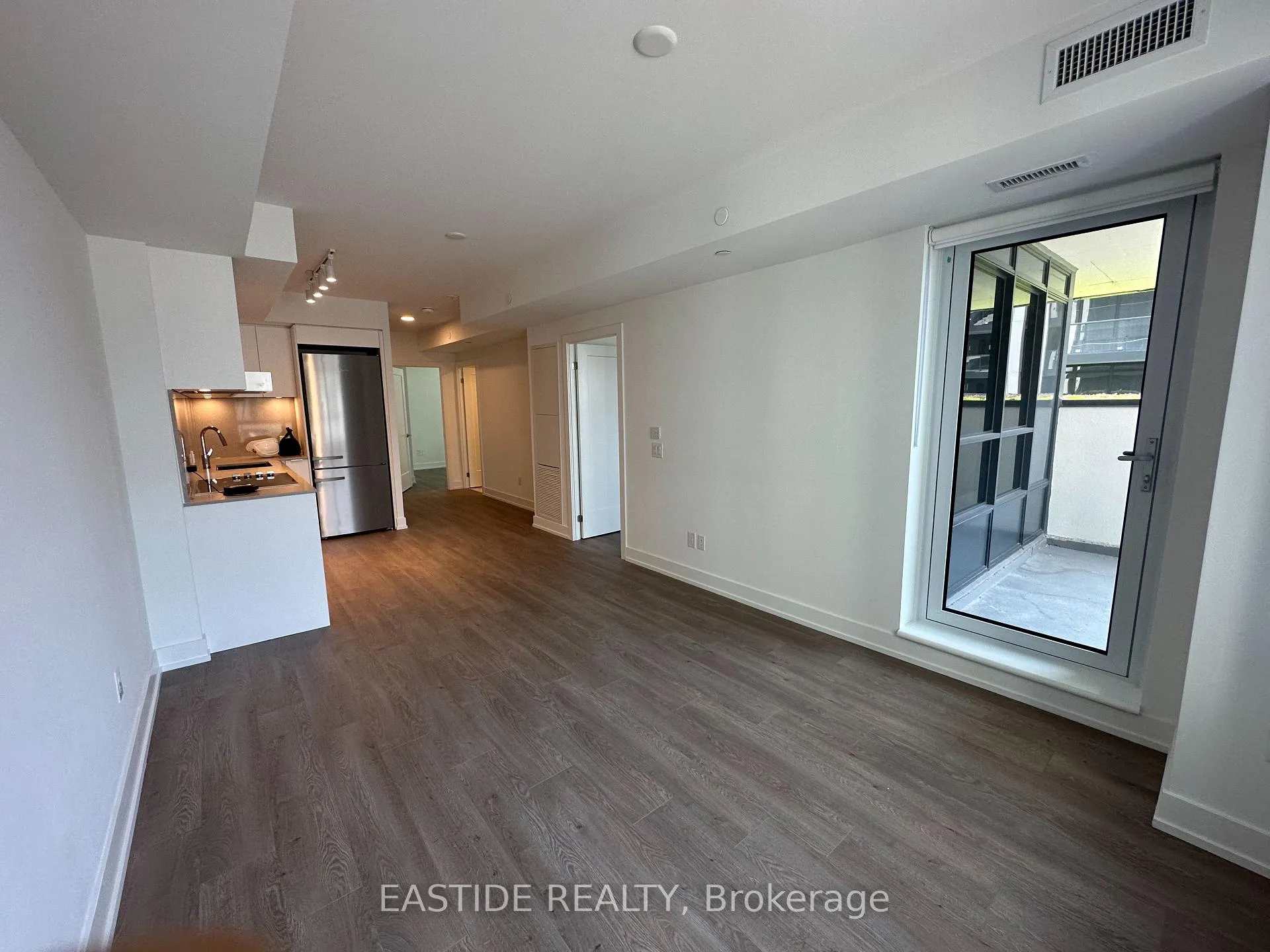 Photo 2 of Unit 523, 9 Clegg Road, Markham, Unionville — HOMEH