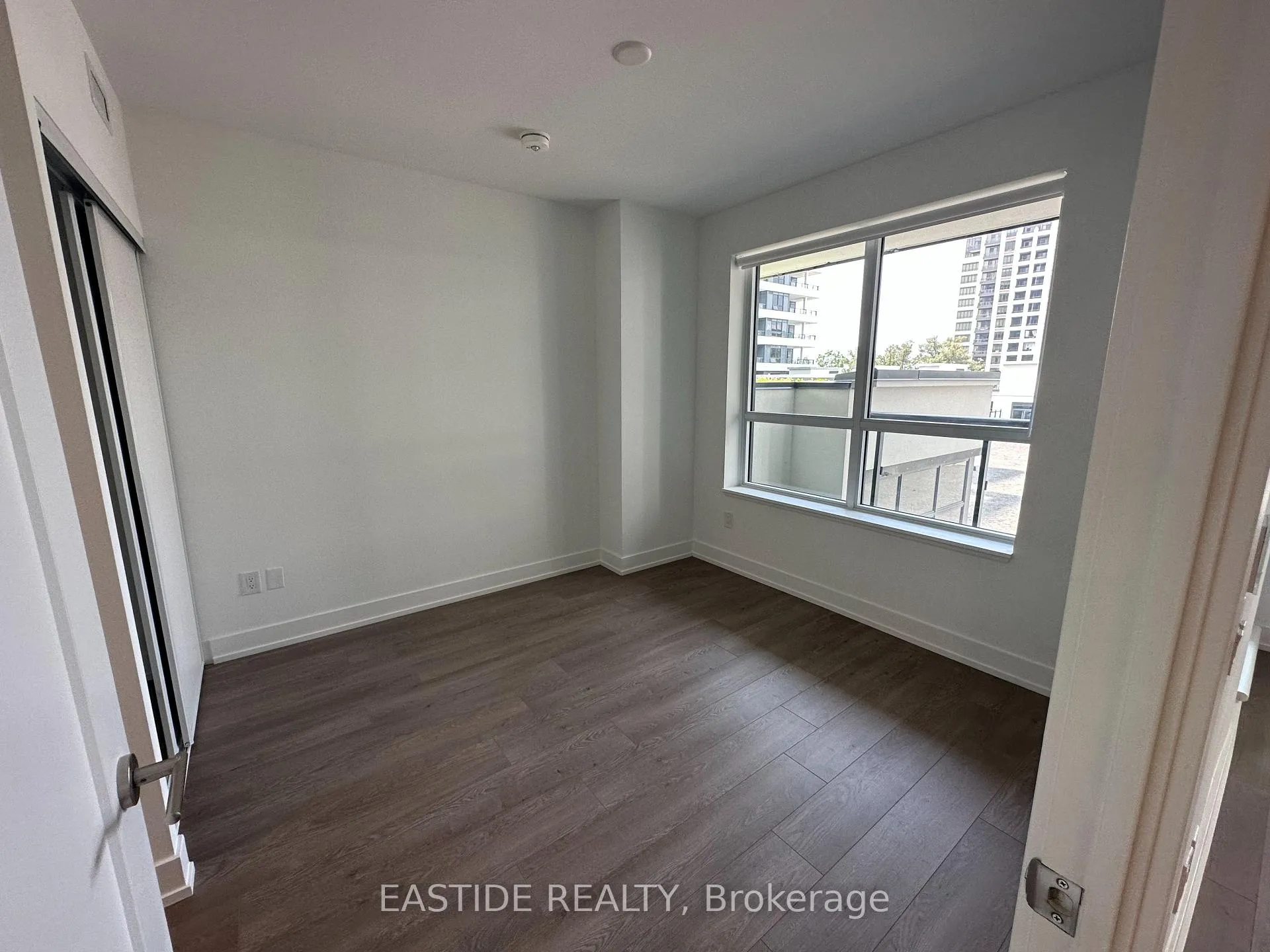 Photo 5 of Unit 523, 9 Clegg Road, Markham, Unionville — HOMEH