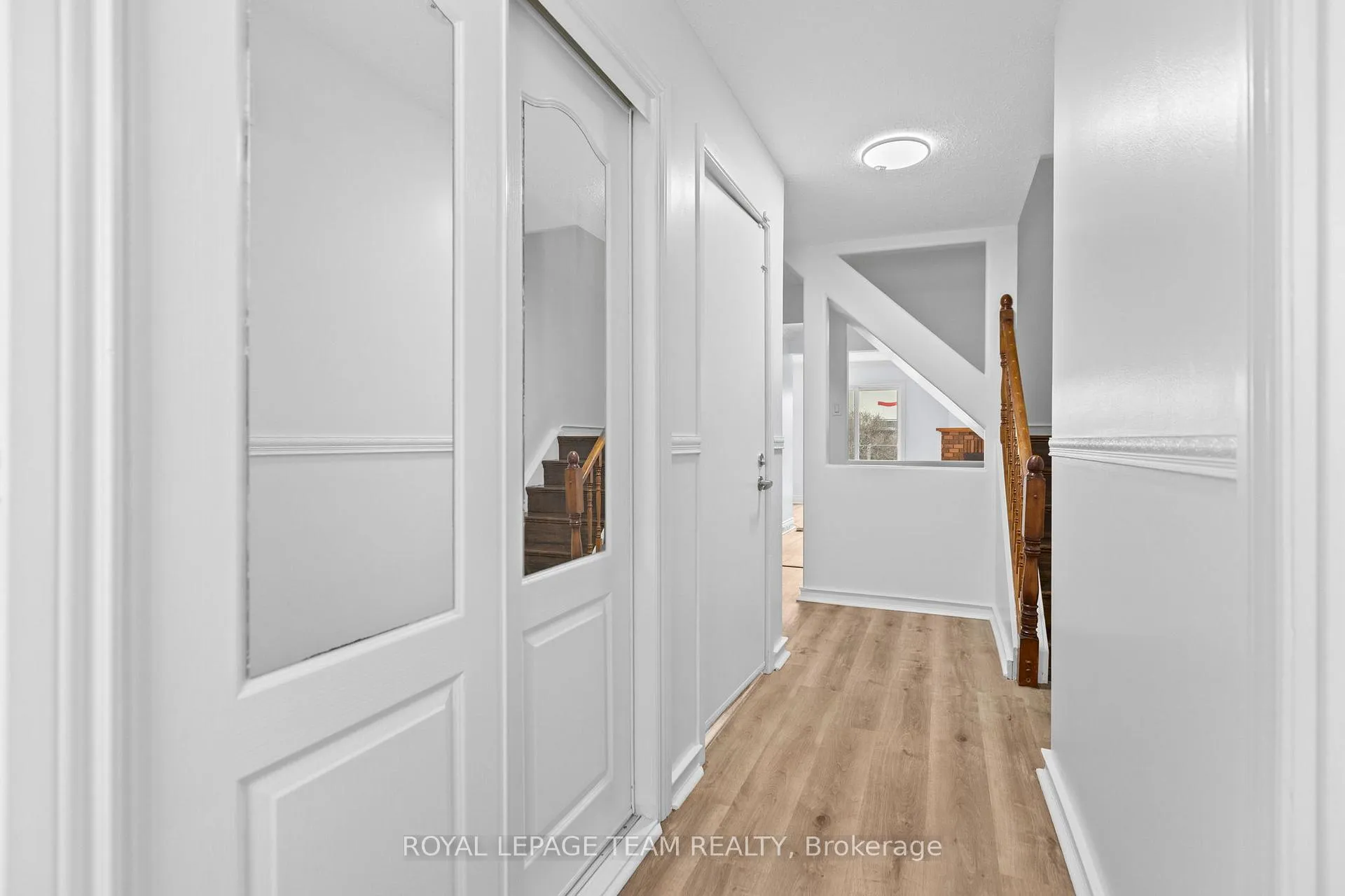 Photo 5 of 6356 Mary Jane Crescent, Ottawa, Chateauneuf — HOMEH