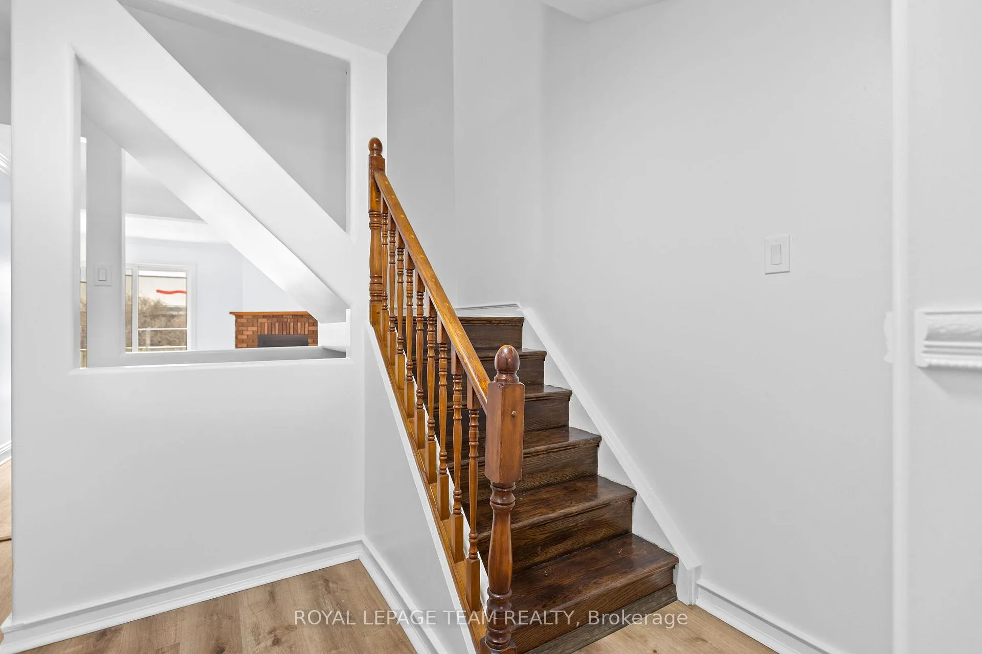 Photo 7 of 6356 Mary Jane Crescent, Ottawa, Chateauneuf — HOMEH