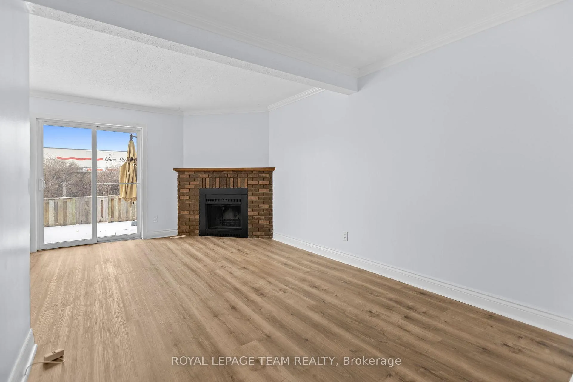 Photo 9 of 6356 Mary Jane Crescent, Ottawa, Chateauneuf — HOMEH