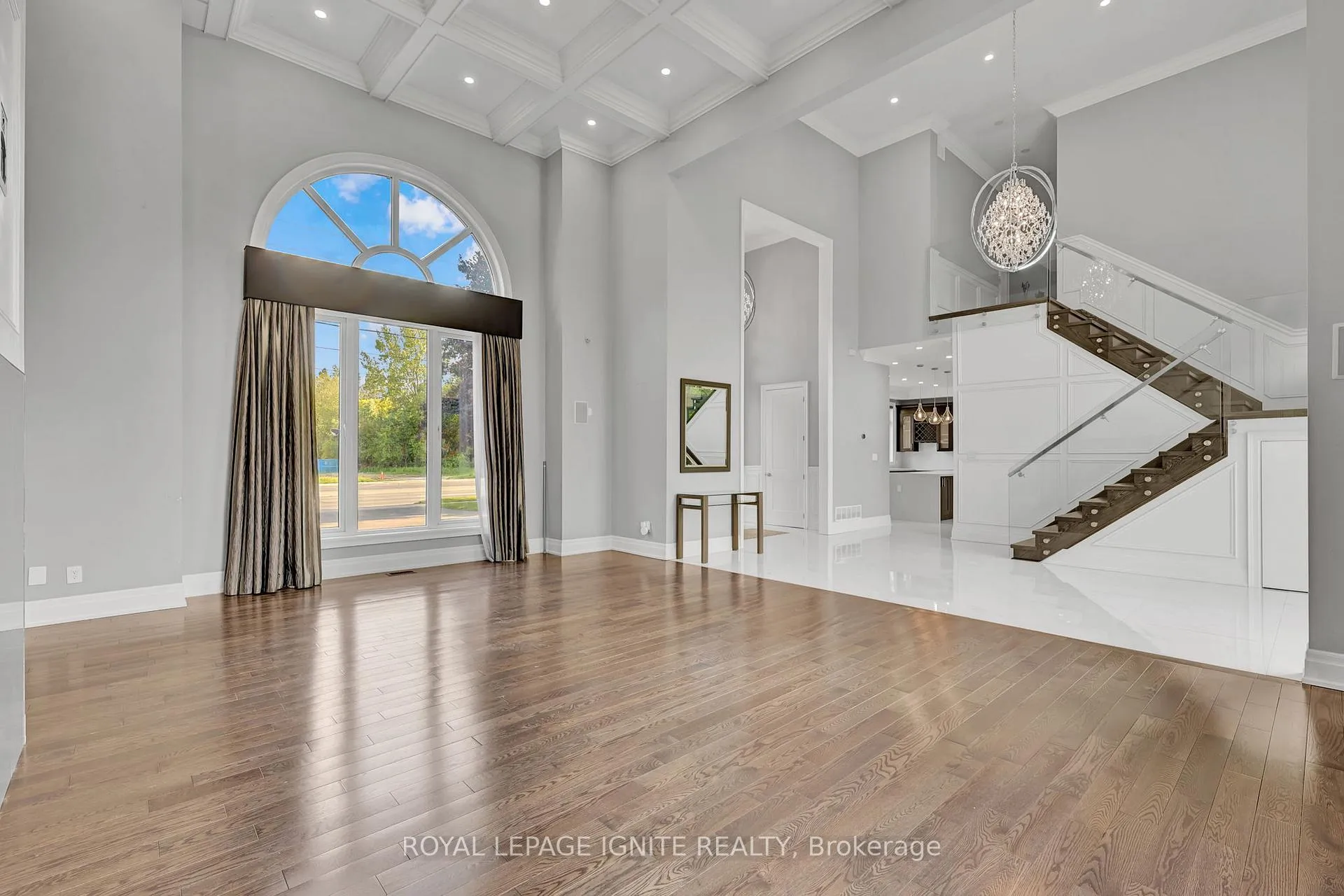 Photo 5 of Unit Main, 1690 Highway 2 Road, Clarington, Courtice — HOMEH