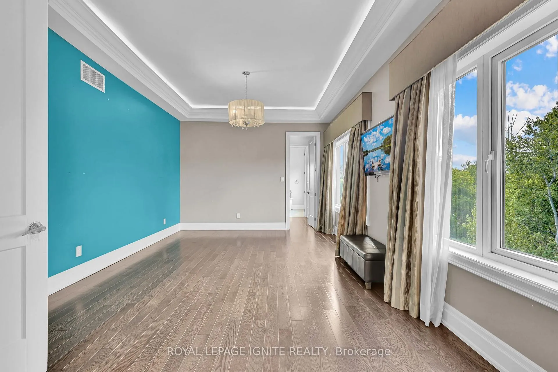 Photo 20 of Unit Main, 1690 Highway 2 Road, Clarington, Courtice — HOMEH