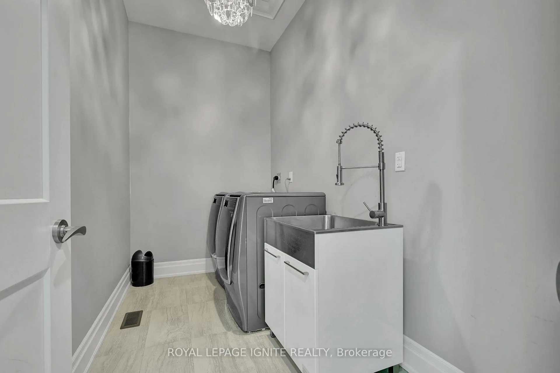 Photo 32 of Unit Main, 1690 Highway 2 Road, Clarington, Courtice — HOMEH