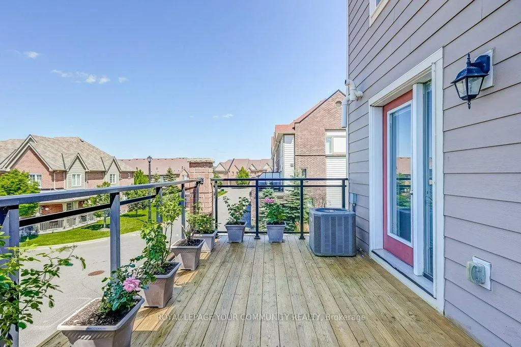 Photo 24 of 73 Burton Howard Drive, Aurora, Bayview Northeast — HOMEH