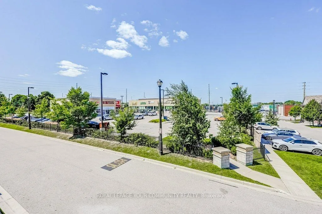 Photo 25 of 73 Burton Howard Drive, Aurora, Bayview Northeast — HOMEH