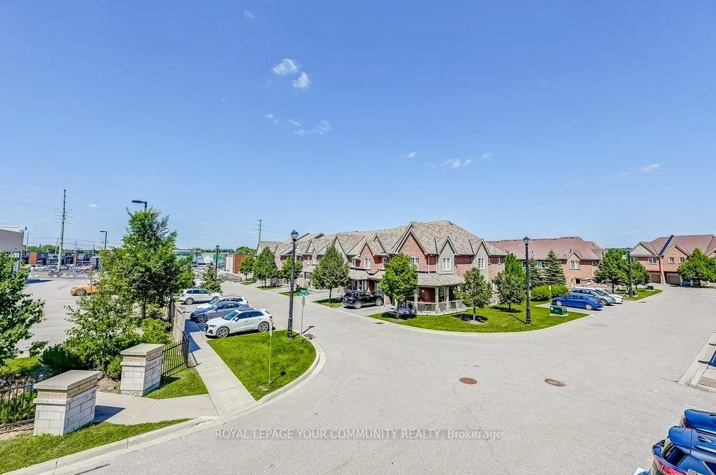 Photo 26 of 73 Burton Howard Drive, Aurora, Bayview Northeast — HOMEH