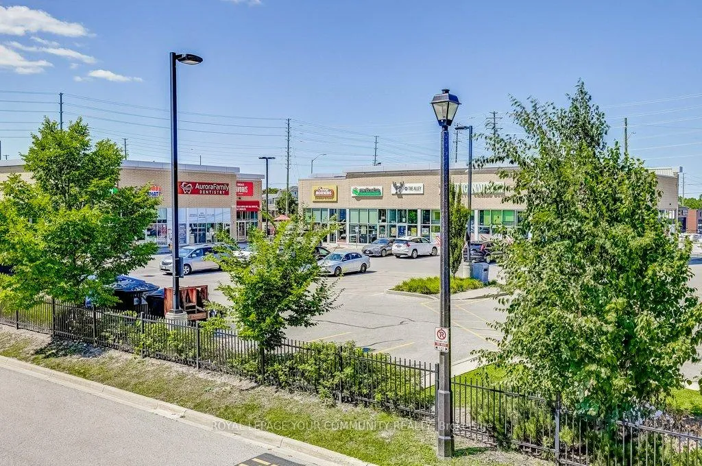 Photo 29 of 73 Burton Howard Drive, Aurora, Bayview Northeast — HOMEH