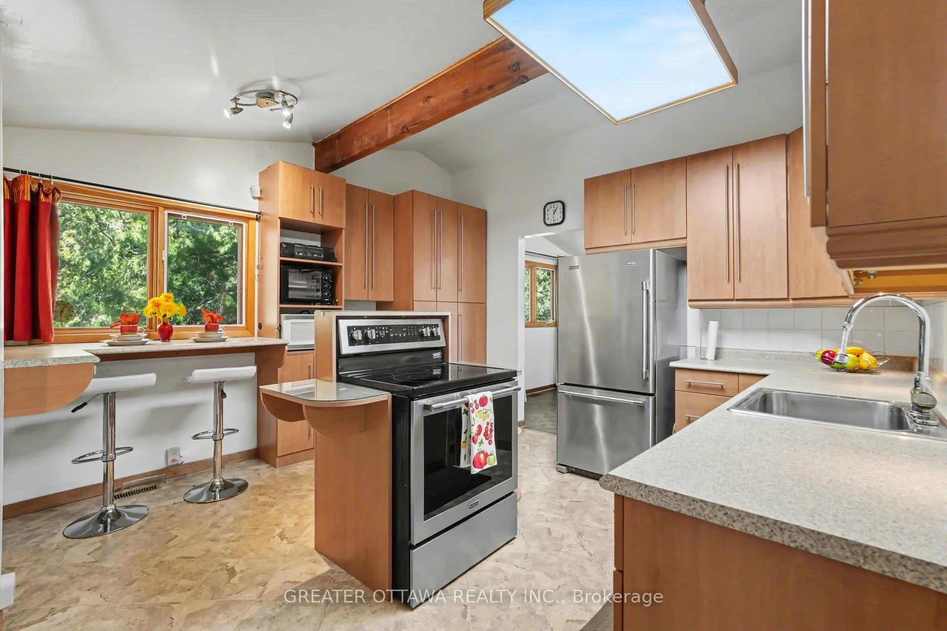 Photo 6 of 686 John Kennedy Way N, Ottawa, Huntley Ward (South West) — HOMEH