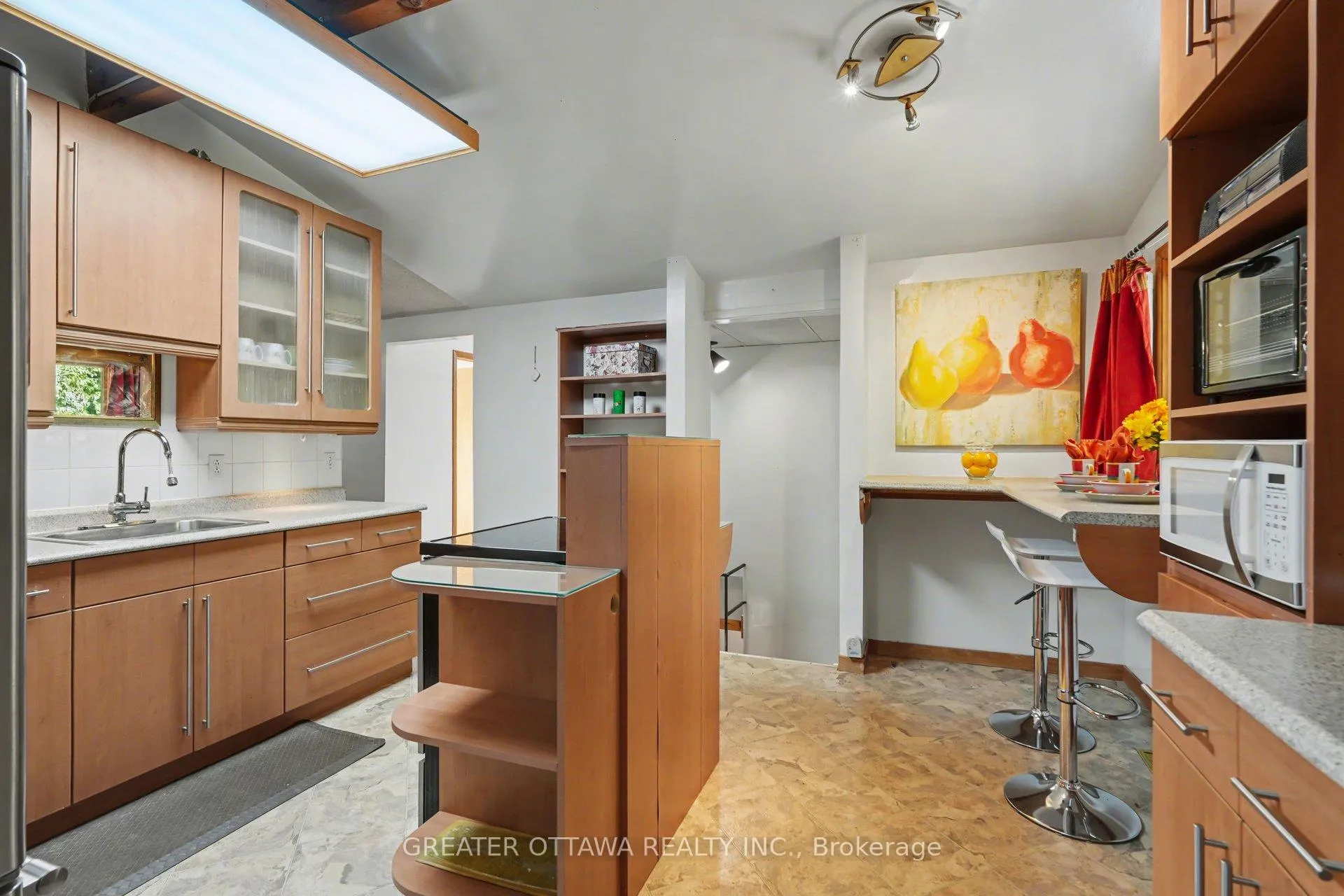 Photo 7 of 686 John Kennedy Way N, Ottawa, Huntley Ward (South West) — HOMEH