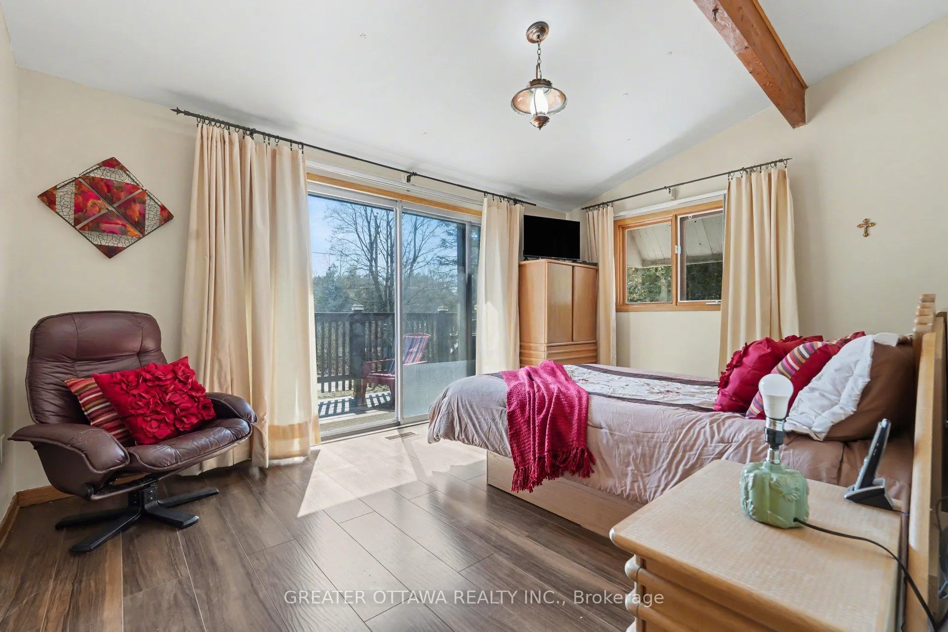 Photo 12 of 686 John Kennedy Way N, Ottawa, Huntley Ward (South West) — HOMEH