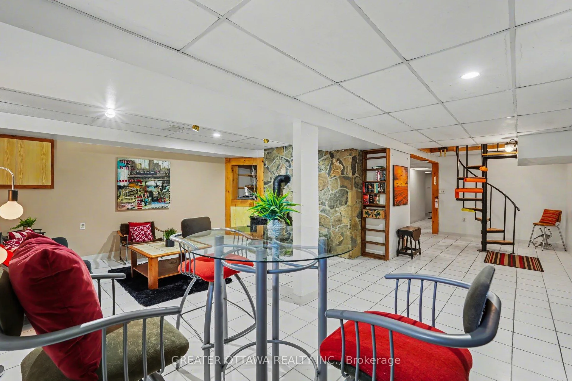Photo 17 of 686 John Kennedy Way N, Ottawa, Huntley Ward (South West) — HOMEH