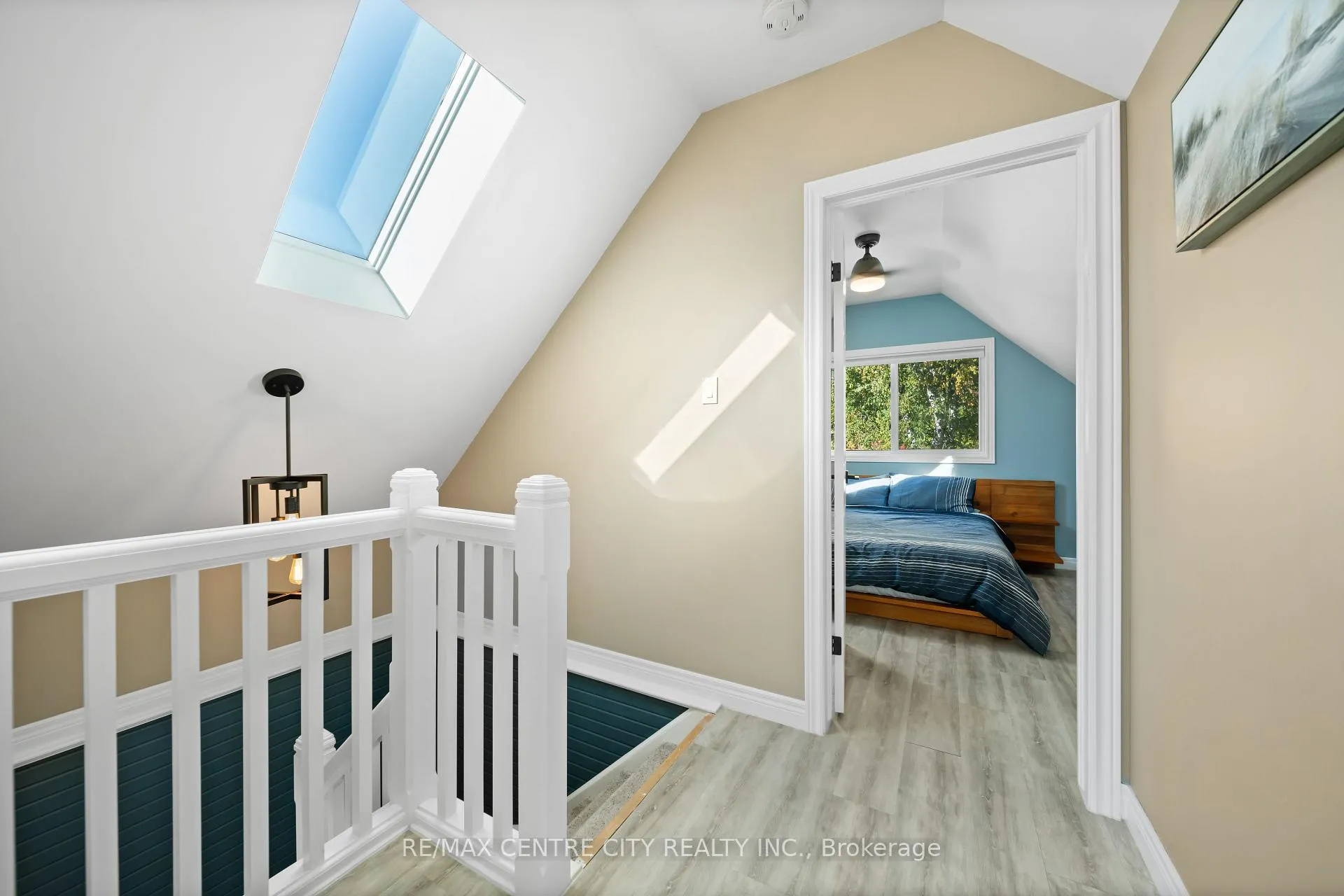 Photo 24 of 417 Edith Cavell Boulevard, Central Elgin, Rural Central Elgin — HOMEH