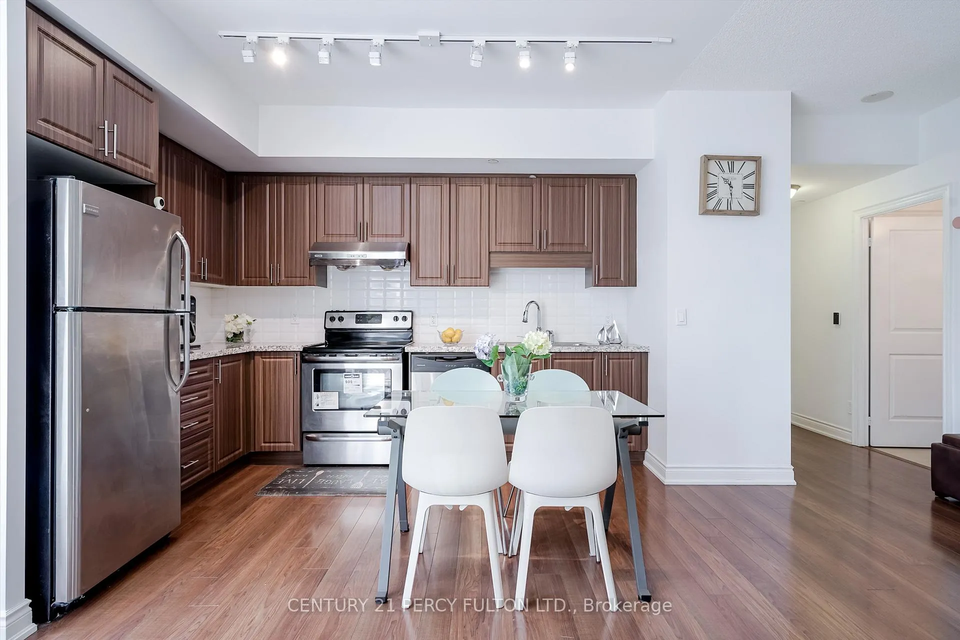Photo 10 of Unit 315, 89 South Town Centre Boulevard, Markham, Unionville — HOMEH