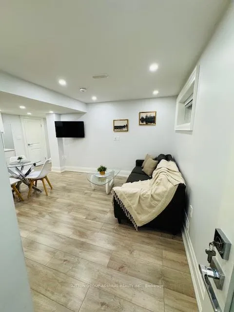 Photo 2 of Unit Two, 112 Thomas Cook Avenue, Vaughan, Patterson — HOMEH