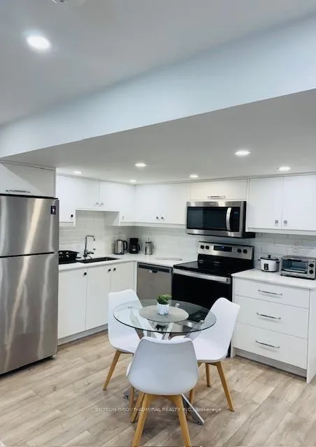 Photo 5 of Unit Two, 112 Thomas Cook Avenue, Vaughan, Patterson — HOMEH