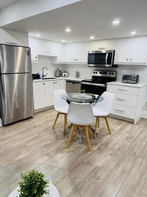 Photo 8 of Unit Two, 112 Thomas Cook Avenue, Vaughan, Patterson — HOMEH