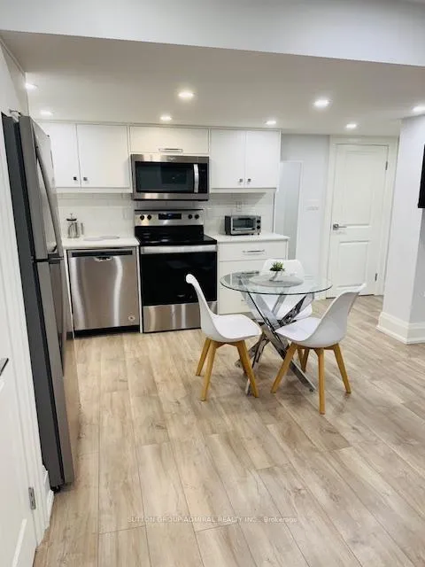Photo 9 of Unit Two, 112 Thomas Cook Avenue, Vaughan, Patterson — HOMEH