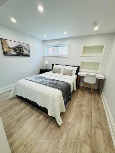 Photo 13 of Unit Two, 112 Thomas Cook Avenue, Vaughan, Patterson — HOMEH