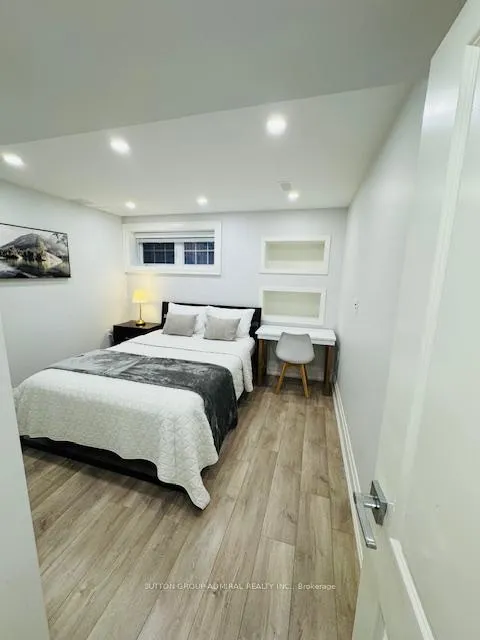 Photo 14 of Unit Two, 112 Thomas Cook Avenue, Vaughan, Patterson — HOMEH