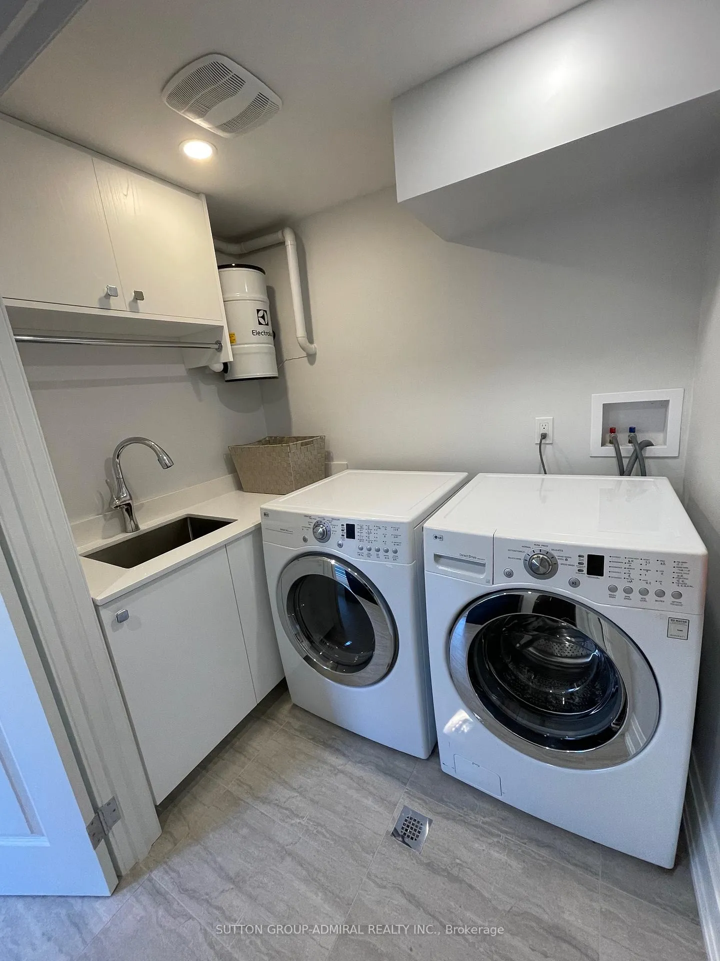 Photo 22 of Unit Two, 112 Thomas Cook Avenue, Vaughan, Patterson — HOMEH