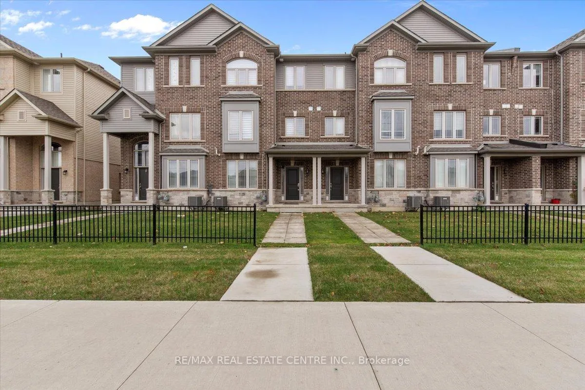 Photo 1 of 49 Crossings Way, Hamilton, Rymal — HOMEH