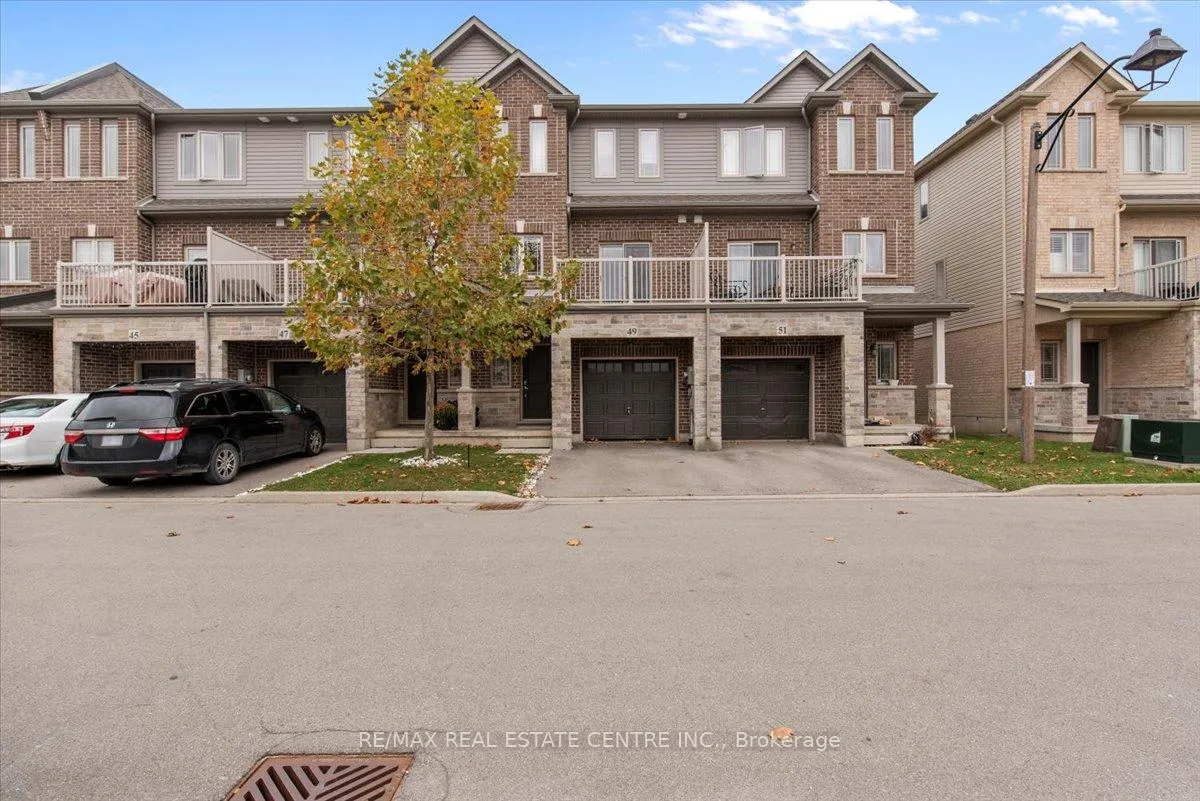 Photo 2 of 49 Crossings Way, Hamilton, Rymal — HOMEH