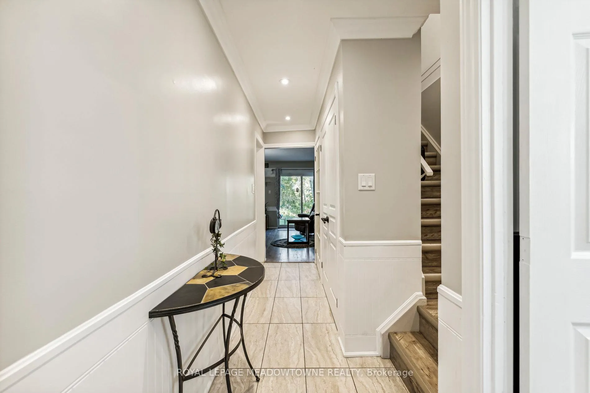 Photo 5 of Unit 76, 100 Quigley Road E, Hamilton, Vincent — HOMEH