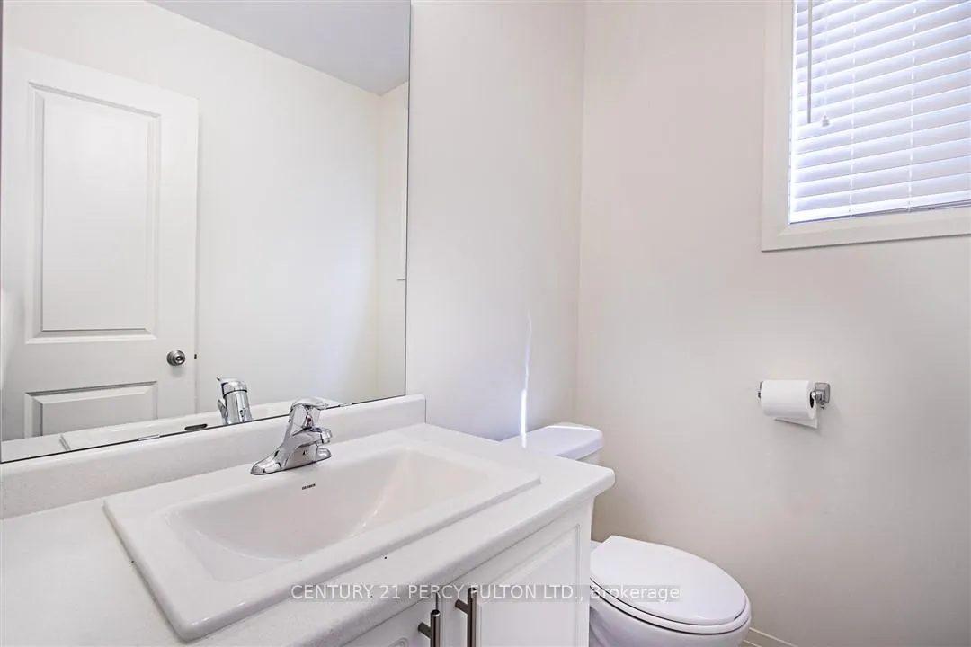 Photo 6 of 62 Cryderman Lane, Clarington, Bowmanville — HOMEH