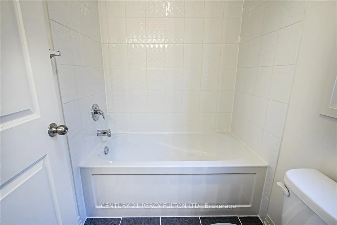 Photo 26 of 62 Cryderman Lane, Clarington, Bowmanville — HOMEH