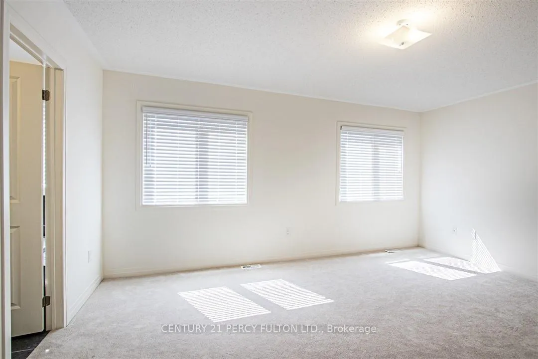 Photo 30 of 62 Cryderman Lane, Clarington, Bowmanville — HOMEH