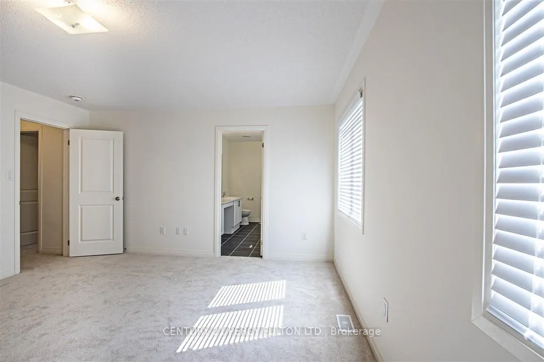 Photo 32 of 62 Cryderman Lane, Clarington, Bowmanville — HOMEH