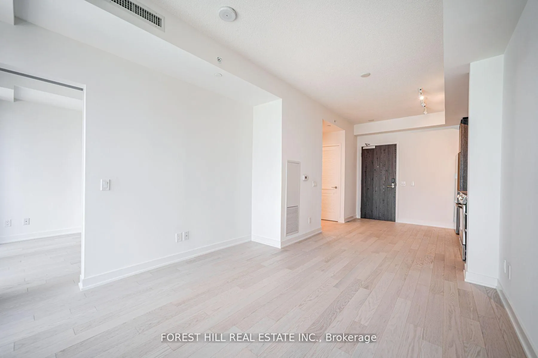 Photo 6 of Unit 3107, 25 Richmond Street E, Toronto, Church-Yonge Corridor — HOMEH