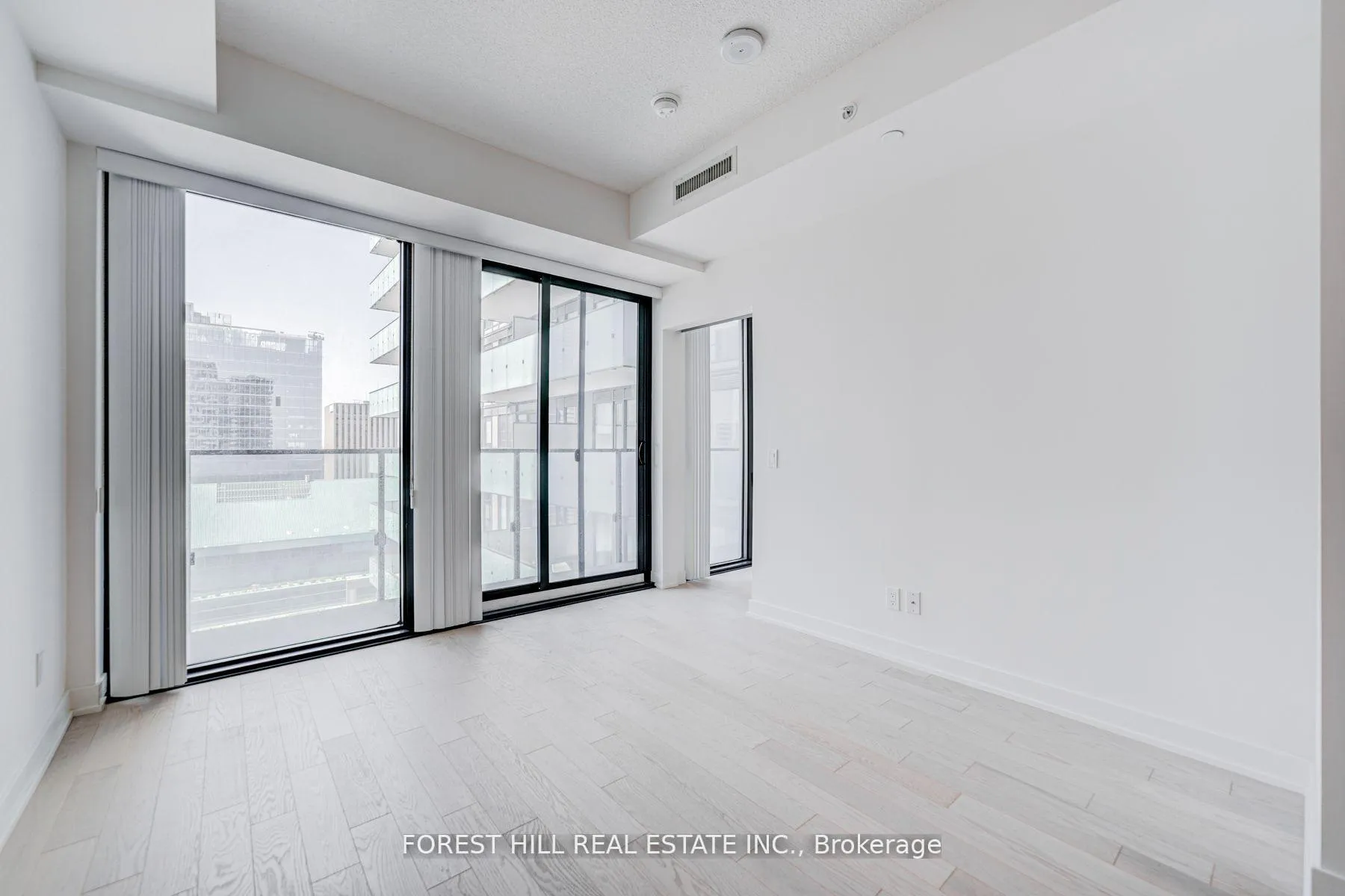 Photo 8 of Unit 3107, 25 Richmond Street E, Toronto, Church-Yonge Corridor — HOMEH