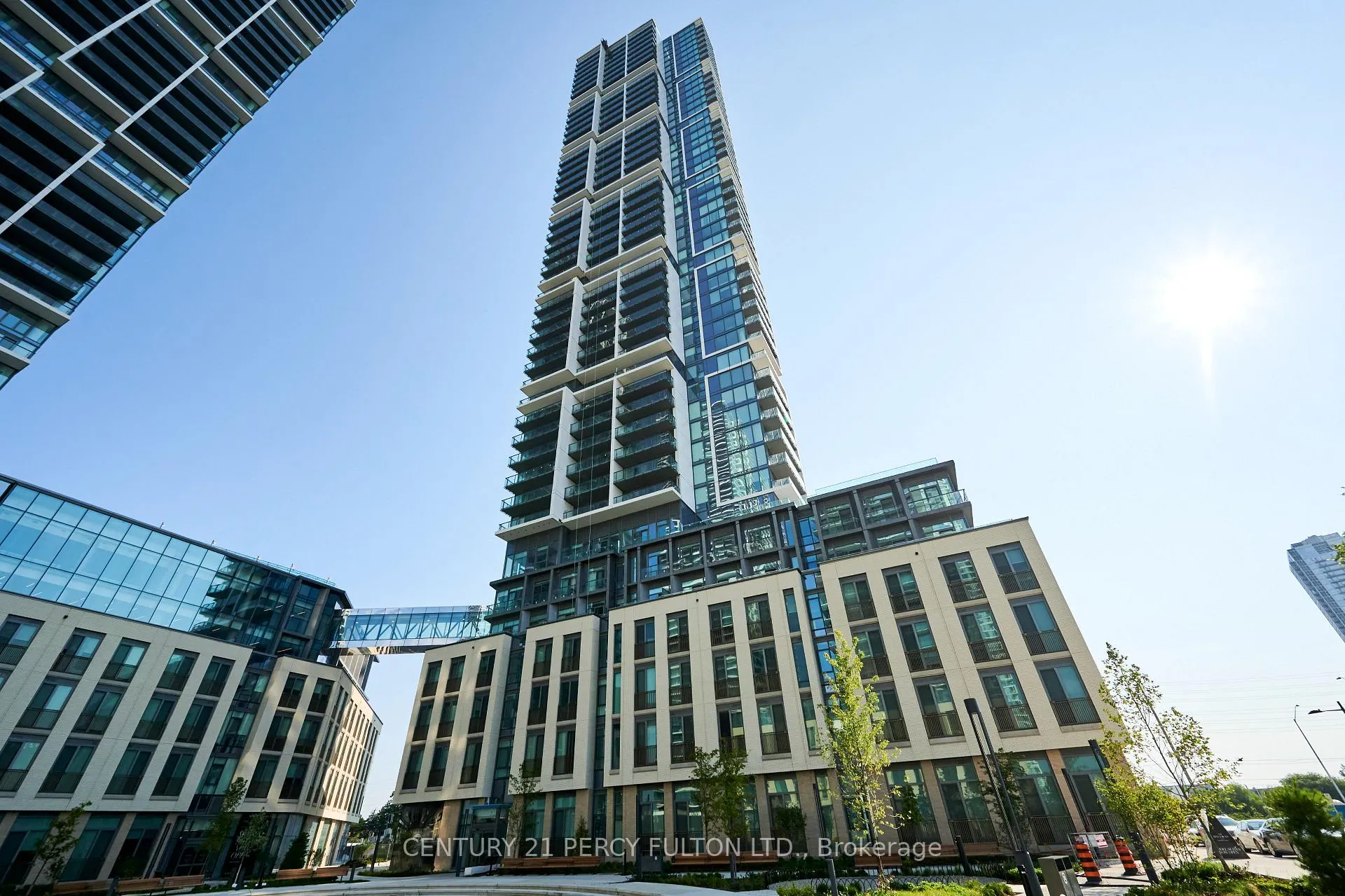Photo 8 of Unit 4207, 7890 Jane Street, Vaughan, Vaughan Corporate Centre — HOMEH